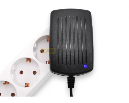 T5450 Адаптер питания AC-DC Adapter 15V 1,2A 5,5x2,5mm ЧЕРНЫЙ (200шт/к)